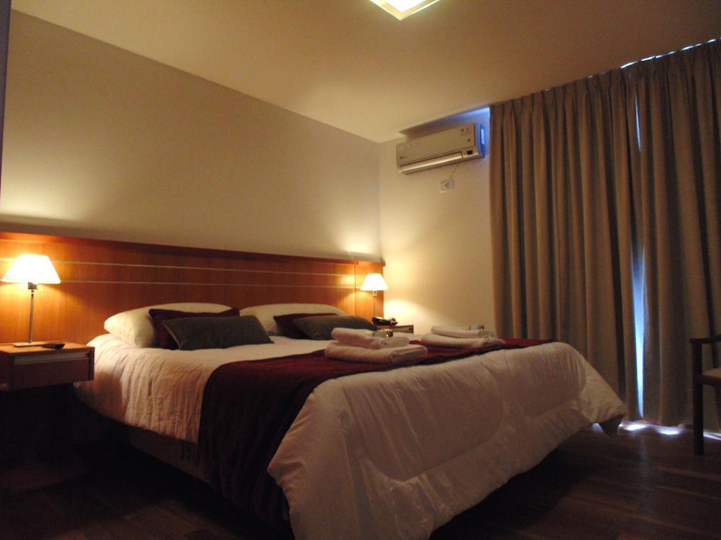 Catamarca Suites Land Rosario Room photo